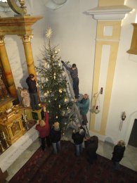 Vánoční výzdoba kostela 2012