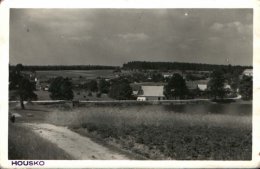 Housko na historických pohlednicích