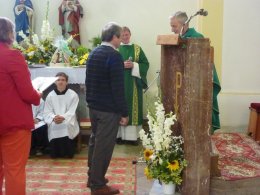 Rozloučení s o. Marcelem v kostele