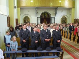 Rozloučení s o. Marcelem v kostele