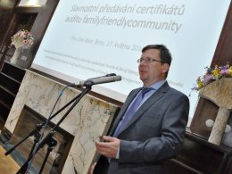 Obec Vysočany získala certifikát pro-rodinného auditu