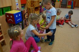 S písničkou a úsměvem, hrajeme si každý den!