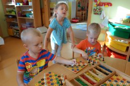 S písničkou a úsměvem, hrajeme si každý den!