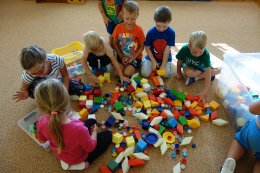 S písničkou a úsměvem, hrajeme si každý den!